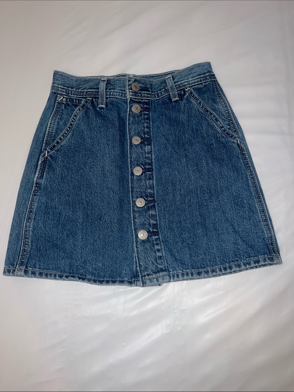 Levi's Medium Blue Button-Front Denim Mini Skirt